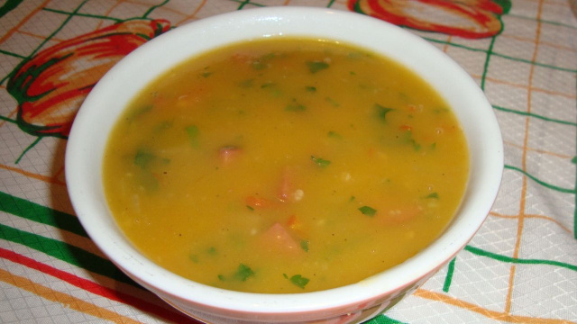Não há quem resista a um caldo de mandioquinha (Créditos: TudoGostoso/Aline Raquel Olivério Maciel)
