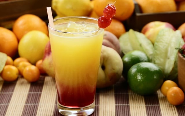 Essa bebida tropical é o drink perfeito para a folia (Créditos: TudoGostoso)