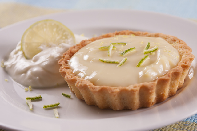 Você tem que provar: essa é a melhor tortinha de limão já feita na airfryer