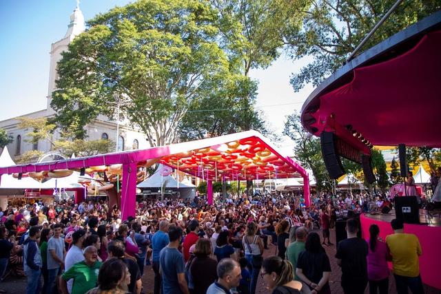 Mais de 250 tipos de doces na 'Terra dos Doces Caseiros': descubra onde rola esse evento que tem até brigadeiro de bacon
