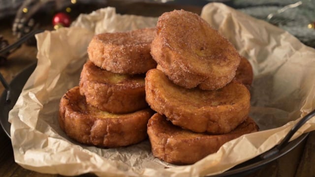 Nem fritura, nem forno ligado: há 4 anos faço as rabanadas na airfryer no Natal e a minha família adora