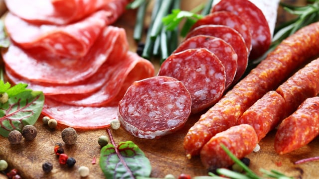 Não existe uma quantidade segura de carne processada para comer, de acordo com uma nova pesquisa