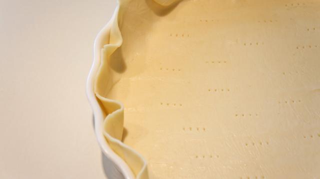 Como fazer uma deliciosa massa podre com azeite para as suas tortas salgadas ou doces?