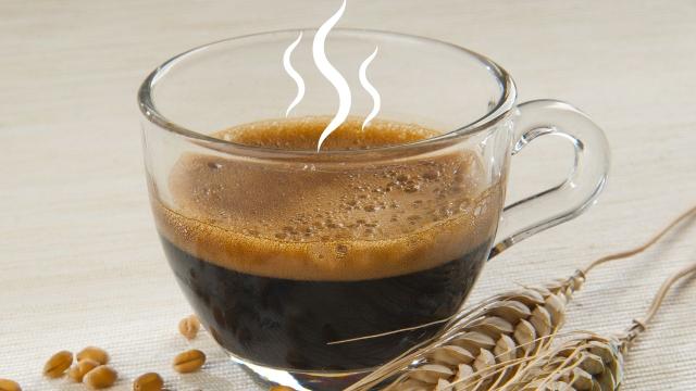 Achei que a minha vida fosse acabar depois que o médico me proibiu de tomar café, mas descobri um substituto delicioso