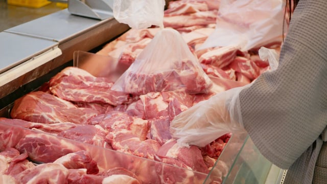 O açougueiro me disse para devolver um pedaço de carne de porco - e desde então sempre compro o outro