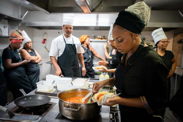 Festival Gastronomia Preta ocorre nos dias 25 e 26 de novembro com comida, cultura, debates e atrações musicais; veja programação completa!