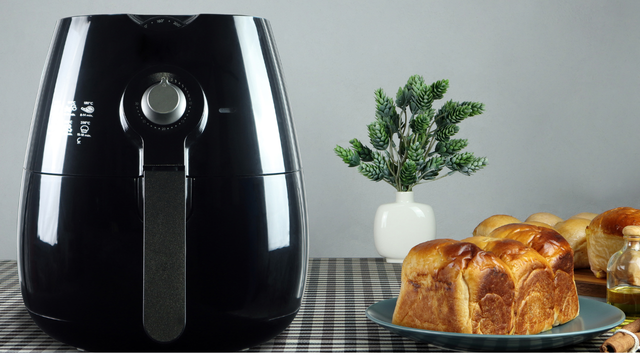 Esses 3 modelos de fritadeira elétrica com forno estão com descontos até 40% na Amazon!