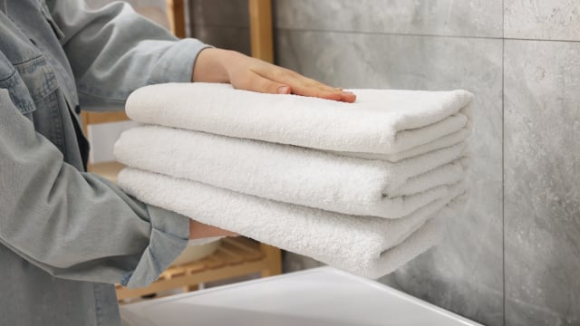 Como deixar as toalhas macias e cheirosas? O TudoGostoso revela as melhores dicas, os produtos recomendados e a forma correta de lavar