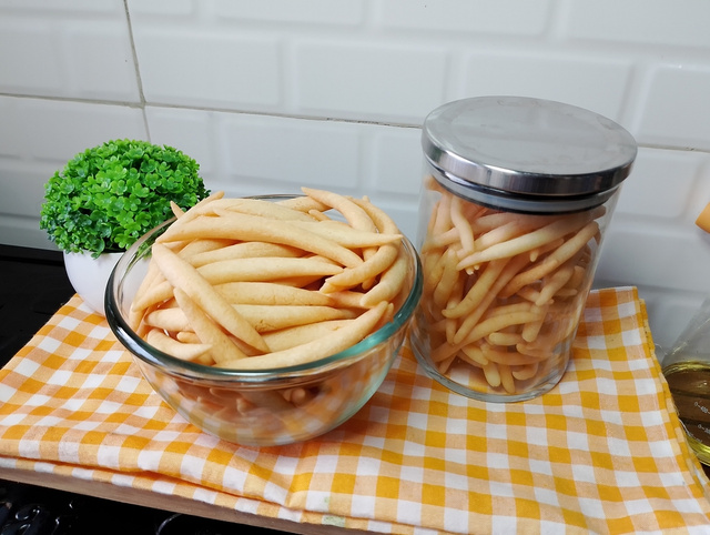 Sem forno e sem óleo: biscoito de polvilho digno de roça, mas muito mais fácil de preparar
