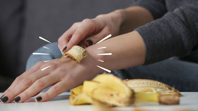 Com quantos anos você descobriu que a casca da banana é ótima para aliviar esse tipo de coceira?