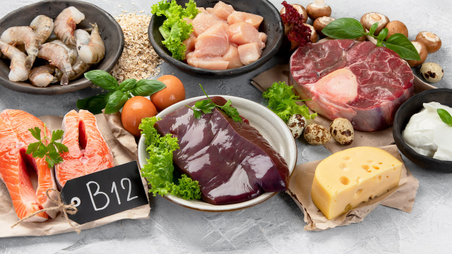 A vitamina que destrava a memória depois dos 50 e quase ninguém percebe que está faltando