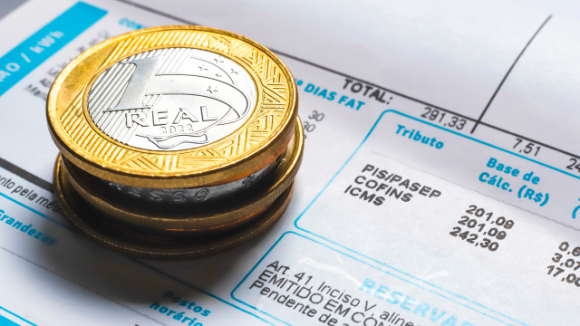 Se você é do Rio de Janeiro, saiba agora se precisa pagar conta de luz ou se ela é gratuita