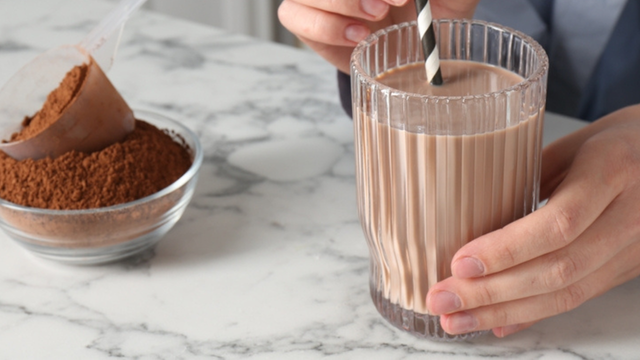 Esses são os melhores achocolatados do mercado segundo ranking de 2025 e os três primeiros colocados são surpreendentes