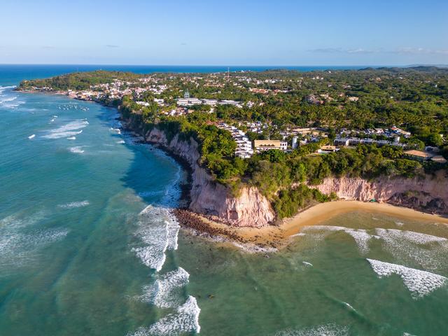 Pipa é conhecida pelas melhores praias e festas do Rio Grande do Norte (Créditos: Shutterstock)