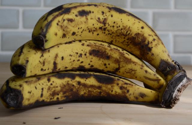 Nunca mais joguei banana fora depois que aprendi esses truques simples