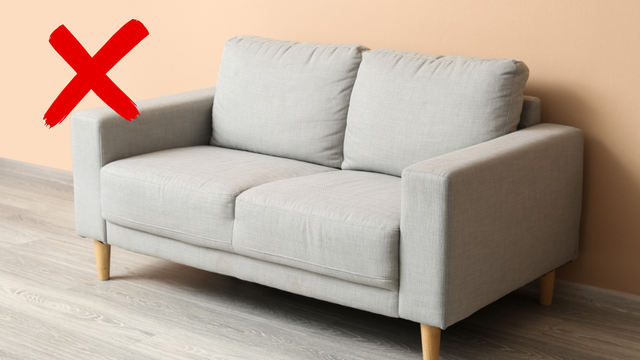 Adeus ao sofá encostado na parede: conheça a técnica que amplia sua sala e pode renovar sua casa