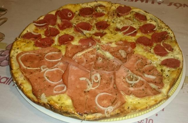 Pizza de liquidificador é a receita para um lanche rápido e delicioso que todo mundo vai querer