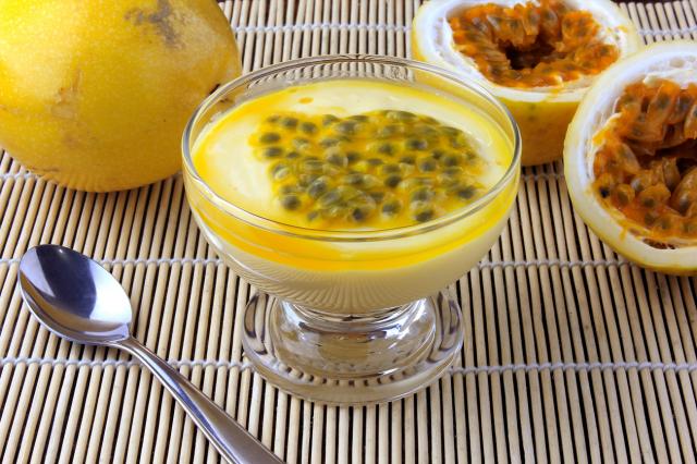 Essa receita feita com a casca de maracujá é perfeita para quem quer economizar! (Créditos: Shutterstock)