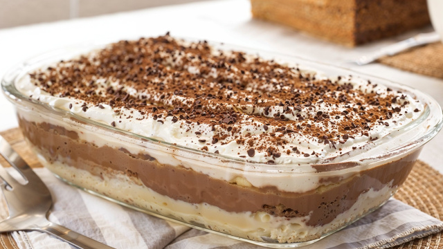 Sobremesa fácil, deliciosa e que faz sucesso até hoje (Créditos: TudoGostoso)