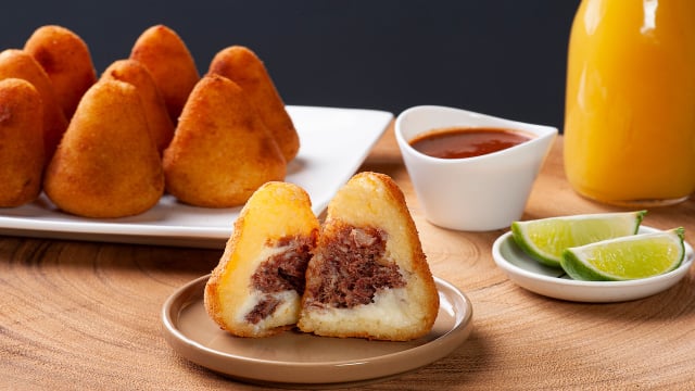 O cream cheese garante o centro cremoso a cada mordida. (Foto: Shutterstock)