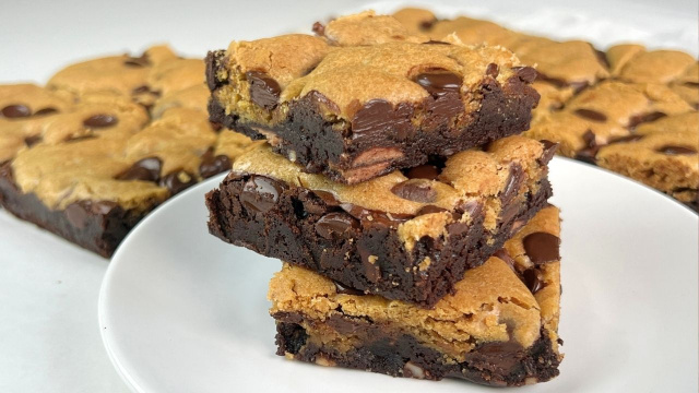 Não sabia se queria brownie ou cookie, então fiz esse brookie delicioso que mistura as duas receitas