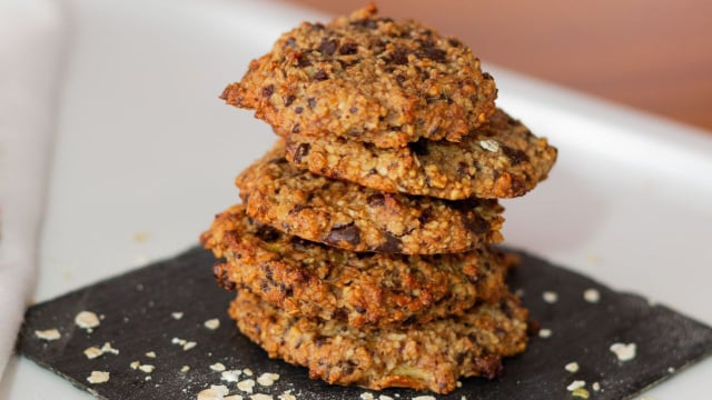 Receita de cookie de banana com aveia do TudoGostoso: o melhor lanche para fazer com as crianças nas férias