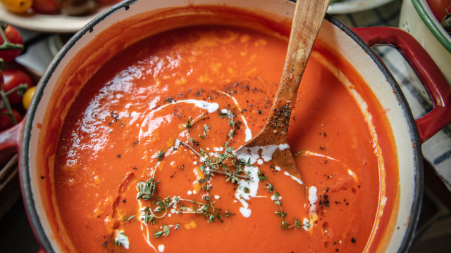 Nem molho branco, nem molho de tomate: agora só faço minhas receitas com molho romesco, combina com tudo