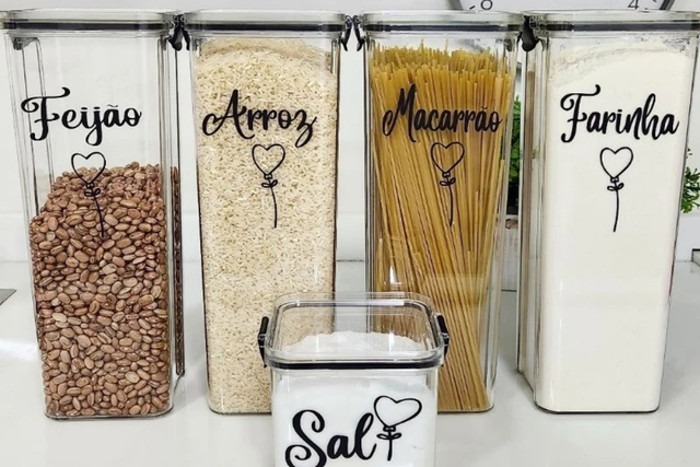 Os básicos do dia a dia ficam muito mais charmosos nesses potes transparentes (Divulgação: Shopee).