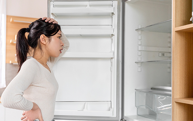 Nem tudo está perdido: o que fazer se o vinho congelar no freezer