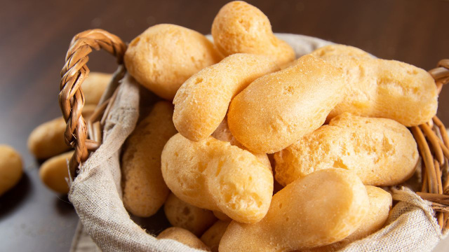 Não jogue as sobras fora! Transformei o cuscuz de ontem em um biscoitinho crocante que derrete na boca