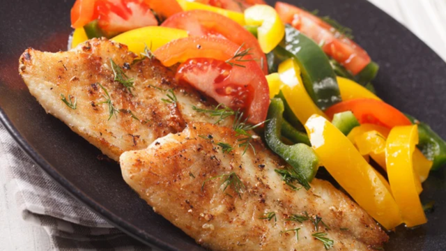 Tilápia de panela de pressão. (créditos: TudoGostoso)