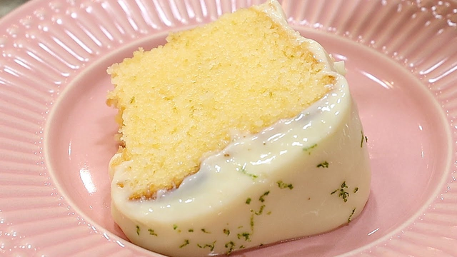 Bolo de limão sem farinha e sem leite: receita livre de glúten e lactose é o lanche para toda família saborear sem restrições