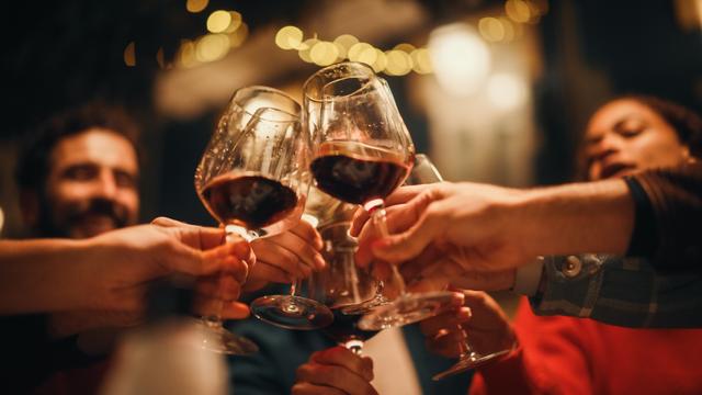 Seu jantar pode ser mais chique e em conta nos restaurantes rolha free (Créditos: Shutterstock)