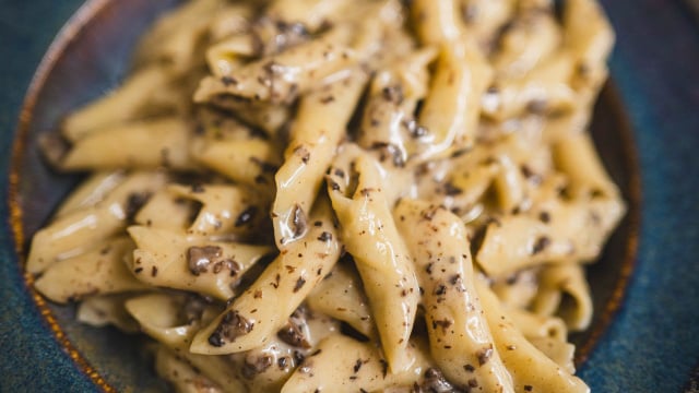 O funghi secci é um cogumelo desidratado de sabor intenso que combina com diversos preparos (Créditos: Shutterstock)