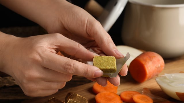 Esses produtos são práticos, mas é preciso ter atenção com o uso (Créditos: Shutterstock)