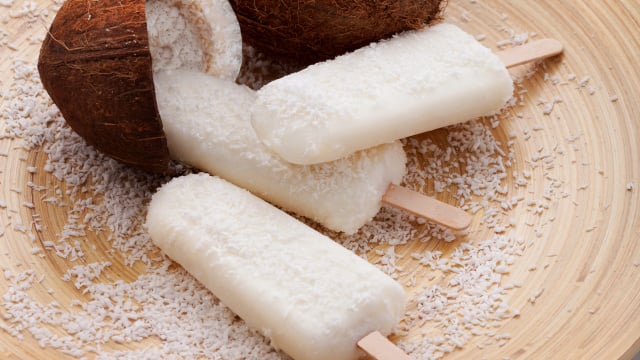 Esse picolé de fruta é uma delícia e fica muito cremoso (Créditos: Shutterstock)