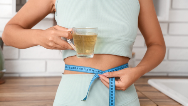 Sou nutricionista e garanto: “Esse chá anti-inflamatório possui efeitos diuréticos, digestivos e anti-inflamatórios.”