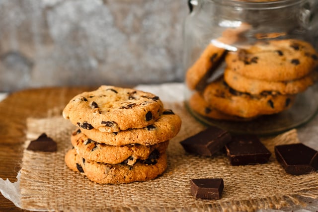 Seus biscoitos ficam murchos rapidamente? O TudoGostoso explica onde você deve guardá-los