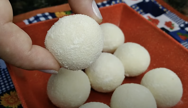 Esse docinho de leite Ninho sem fogo leva só 2 ingredientes e derrete na boca