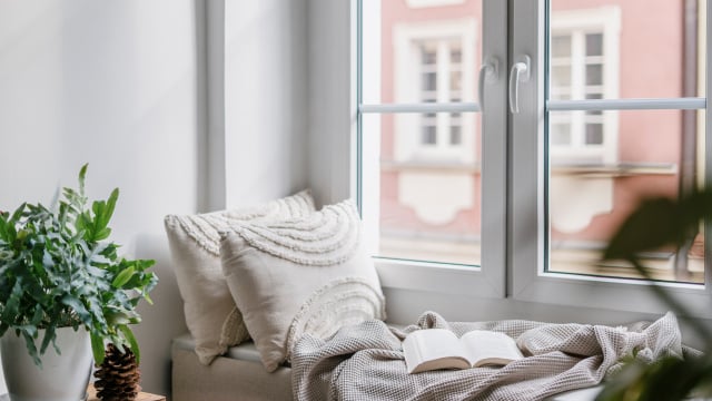 Essa pequena mudança vai deixar o ambiente mais acolhedor e bonito (Créditos: Shutterstock)