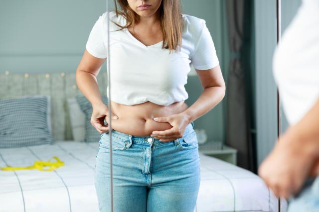 "Não trago o seu amor de volta, mas mando embora a sua barriga": nutricionista renomada revela fórmula que enxuga a pança