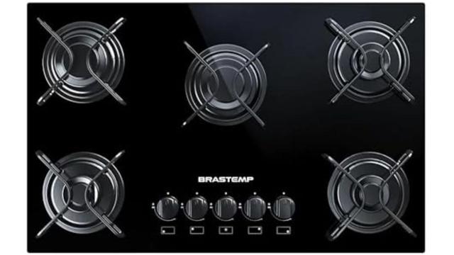 A Brastemp é uma marca que conta com modelos indicados para quem quer um cooktop premium. (Créditos: Brastemp/Amazon)
 