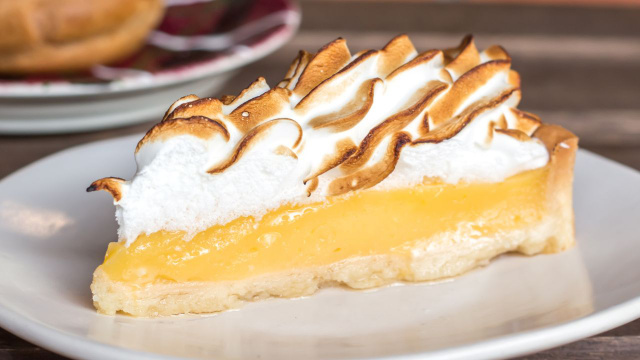 Torta de limão sem forno: receita suave e sem glúten acaba em minutos sempre que faço