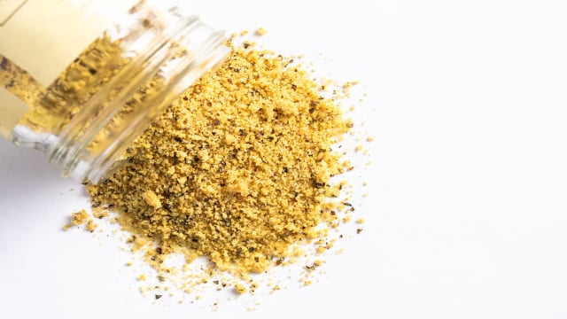 Parei de gastar com tempero pronto depois que descobri no TudoGostoso como fazer lemon pepper em casa
