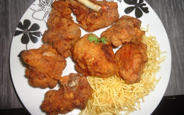 Frango frito não se encaixa só no fast food (Créditos: TudoGostoso/Nayryce Almeida)