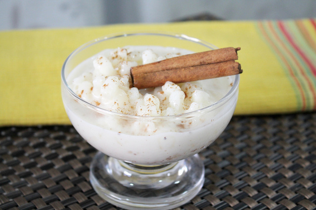 Essa é a canjica cremosa que mais amo na vida: eu coloco esse ingrediente simples e a textura fica perfeita!