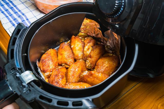Experimente o mais incrível frango na airfryer: essa é a receita adorada por todos