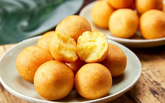 Bolinho de batata-doce crocante e cheio de proteína: receita prática fica pronta em 15 minutos na airfryer