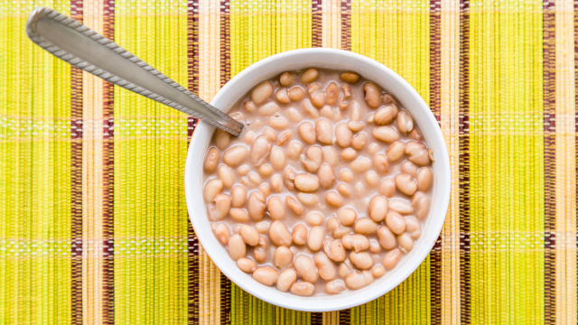 Guia definitivo do feijão: passo a passo de nutricionista para fazer do jeito certo e saudável (e os erros mais comuns no preparo do prato!)