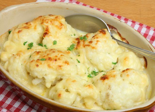 Quem ama comidas gratinadas vai ficar apaixonado por essa receita fácil, barata e muito saborosa: confira!